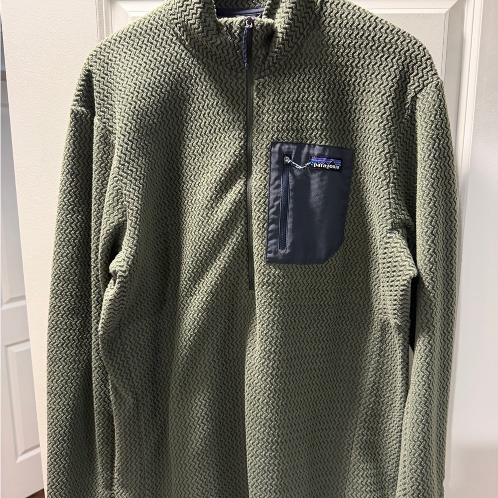 Patagonia Men's Sage Green R Pullover XL